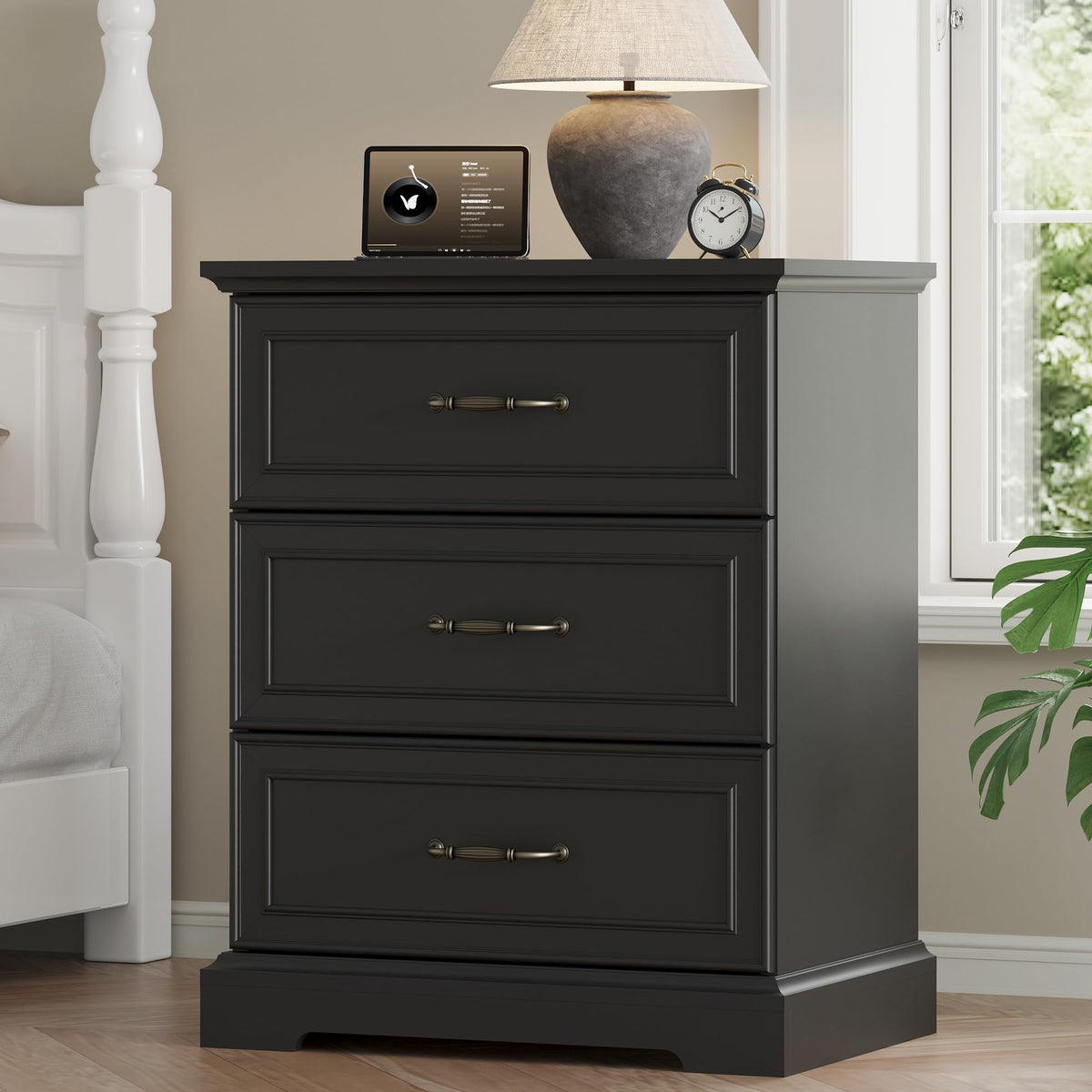 Black 3 Drawer Wood Dresser V848841