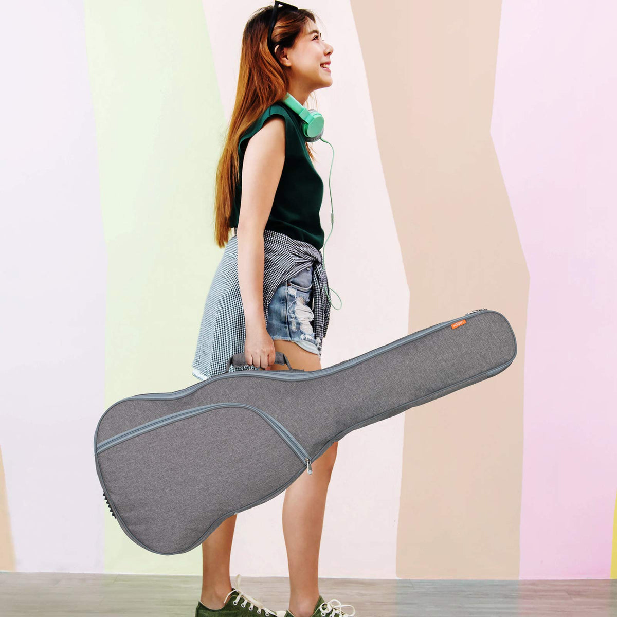 Waterproof Hardshell Acoustic Guitar Case with 3 Pockets I70117